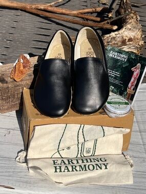 Earthing Harmony Grounding Slip-On Shoes New in Box